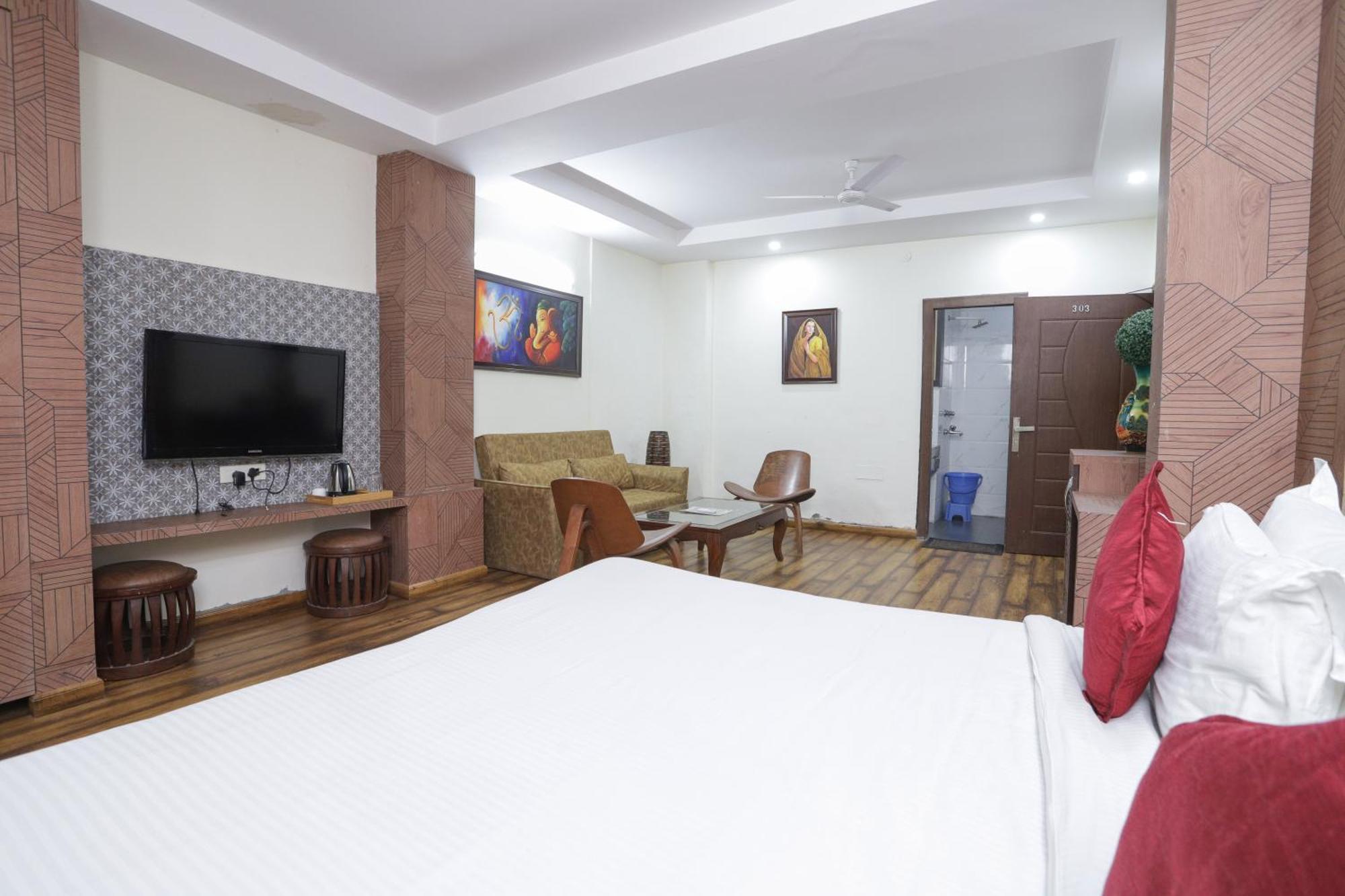 Hotel Razia Inn Hisār Buitenkant foto