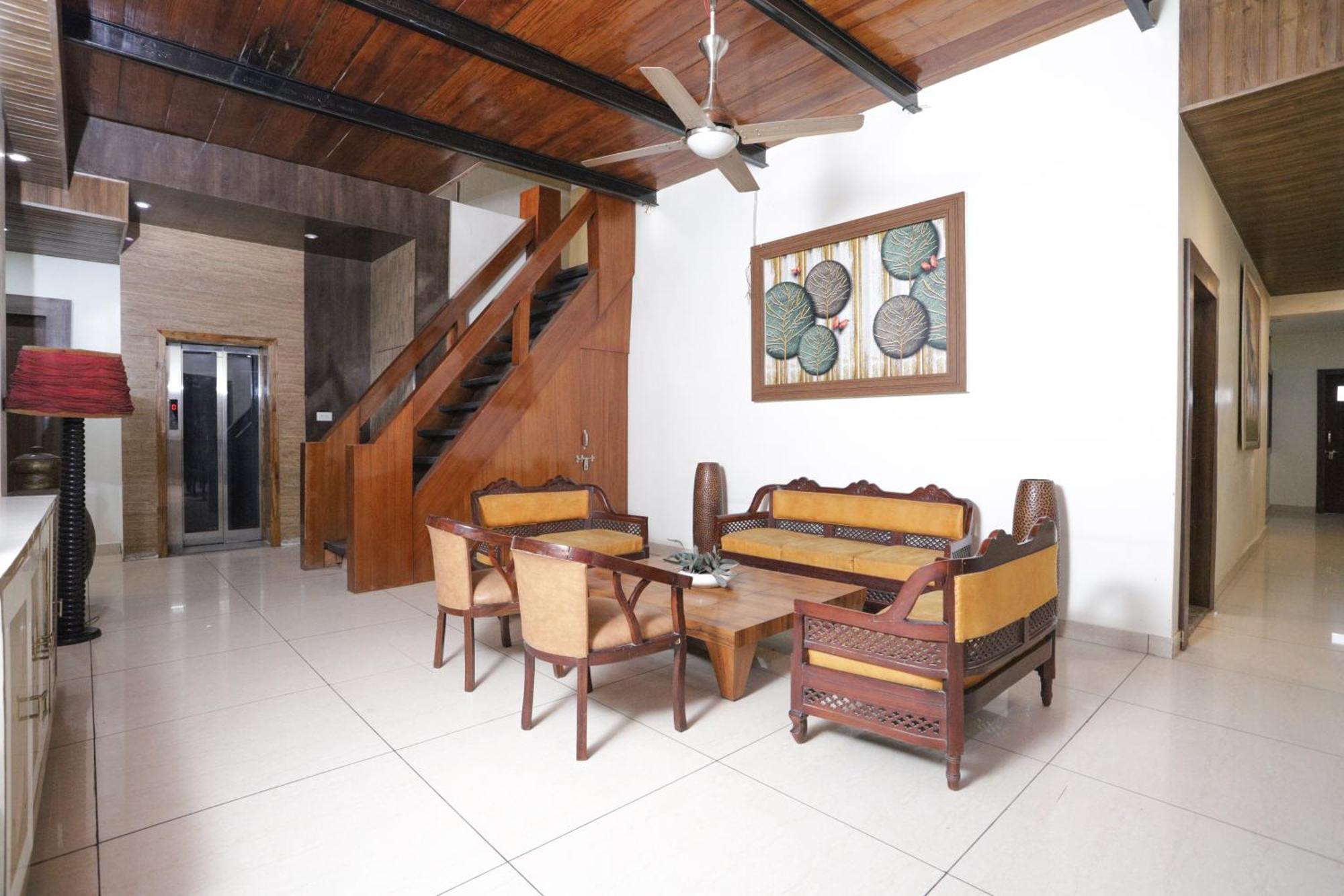 Hotel Razia Inn Hisār Buitenkant foto